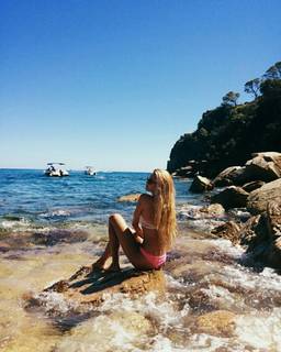 Alica Schmidt feet photo thumbnail