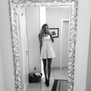 Alica Schmidt feet photo thumbnail