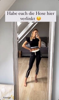 Alica Schmidt feet photo thumbnail
