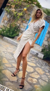 Alica Schmidt feet photo thumbnail