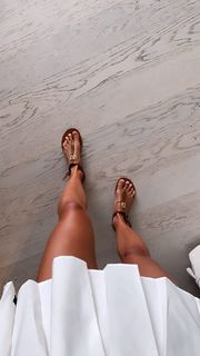 Alica Schmidt feet photo thumbnail