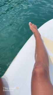 Alica Schmidt feet photo thumbnail