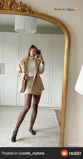 Alica Schmidt feet photo thumbnail