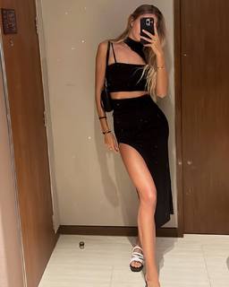 Alica Schmidt feet photo thumbnail