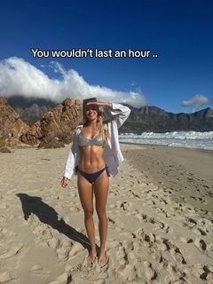 Alica Schmidt feet photo thumbnail