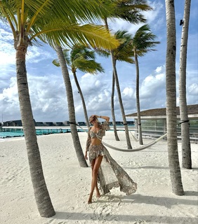 Alica Schmidt feet photo thumbnail