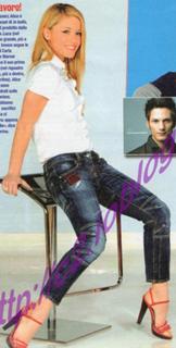 Alice Bellagamba feet photo 5