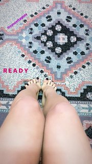 Alice Bellagamba feet photo 8