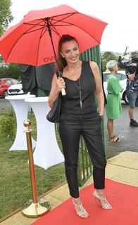 Alice Bendová feet photo 1