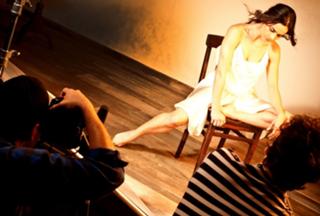 Alice Braga feet photo thumbnail