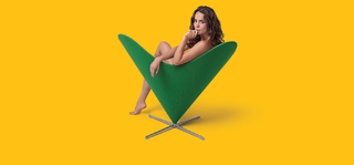 Alice Braga feet photo thumbnail