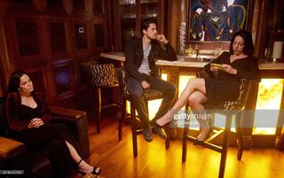 Alice Braga feet photo thumbnail