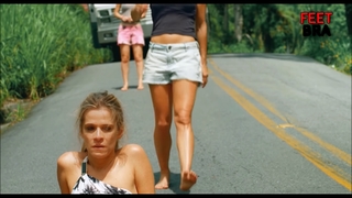 Alice Braga feet photo thumbnail