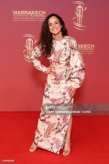 Alice Braga feet photo 3