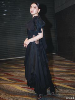 Alice Chan feet photo 14