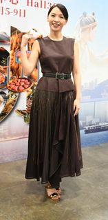 Alice Chan feet photo 1
