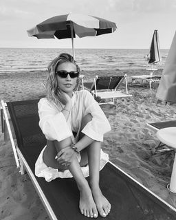 Alice De Bortoli feet photo 17