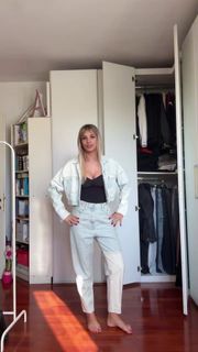 Alice De Bortoli feet photo 17