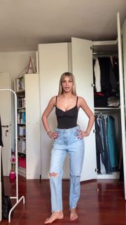 Alice De Bortoli feet photo 16