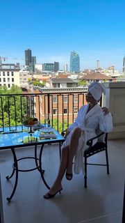 Alice De Bortoli feet photo 10