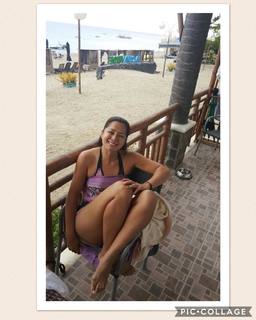 Alice Dixson feet photo 9