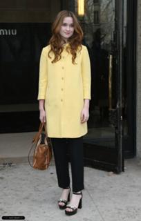 Alice Englert feet photo 3