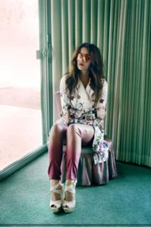 Alice Englert feet photo 17