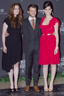 Alice Englert feet photo 14
