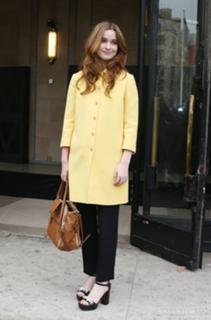 Alice Englert feet photo 8