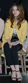Alice Englert feet photo 3