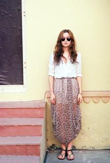 Alice Englert feet photo 18