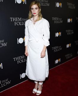 Alice Englert feet photo 8