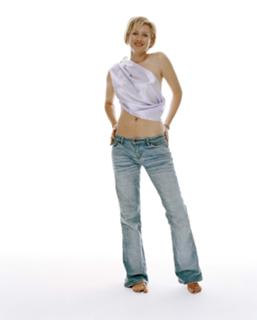 Alice Evans feet photo 3