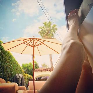 Alice Evans feet photo 4