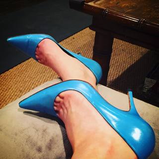 Alice Evans feet photo 3