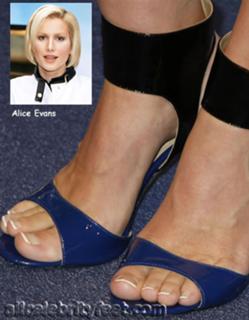 Alice Evans feet photo 5