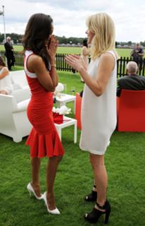 Alice Eve feet photo thumbnail