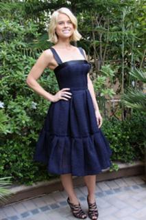 Alice Eve feet photo thumbnail