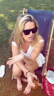 Alice Eve feet photo 3