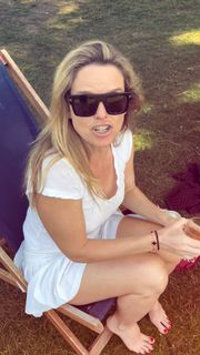 Alice Eve feet photo 2