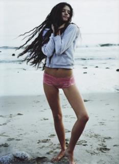 Alice Greczyn feet photo 16