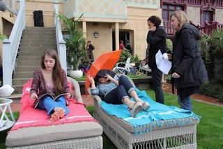 Alice Isaaz feet photo thumbnail