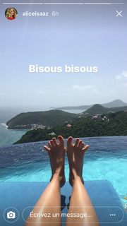 Alice Isaaz feet photo thumbnail