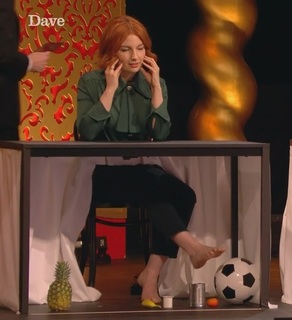 Alice Levine feet photo thumbnail