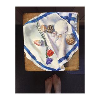 Alice Levine feet photo thumbnail