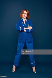 Alice Levine feet photo thumbnail