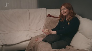 Alice Levine feet photo thumbnail