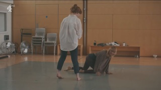 Alice Levine feet photo thumbnail