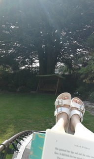 Alice Merton feet photo 8