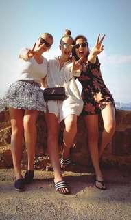 Alice Merton feet photo 2